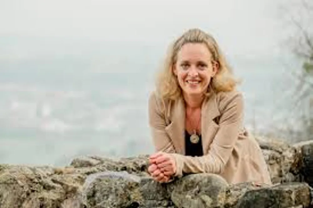 Porträt von Corinne Suter